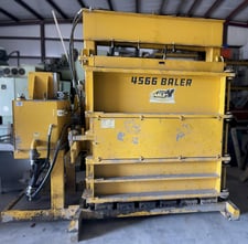 Brehmer Eagle International #4566, tire baler high efficency, low power engine, super single truck tires