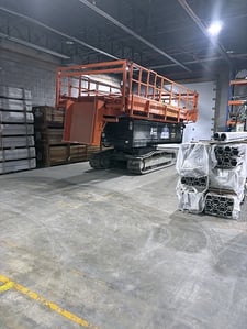 6600 lb. Omega Design #830TS, Scissor Lift w/Automatic Lift System, Track-Style, 31' Lift height, 7' width x