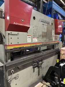 250 Ton, Accurpress #725010, Hydraulic Press Brake, 10' overall, 100" between housing, 8" stroke, 16" open