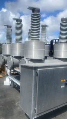 2000 Amps, Areva, DTI 725 F 1 4 DTI-725-F1K4, High-Voltage SF6 Dead-Tank Circuit Breaker, 72.5 KV, 2008