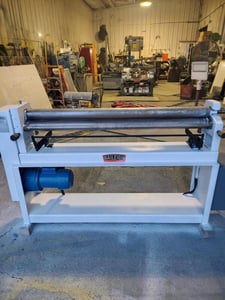 16 gauge x 4' Baileigh #SR-5016, Powered slip roll, 51" width, 16 RPM, 3" diameter roll, 2011