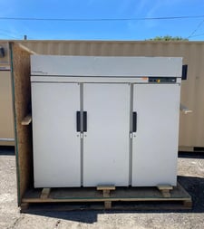 Fisher/Revco Scientific #I7805A14, Laboratory-Grade Refrigerator, 16 amps, 115 Volt