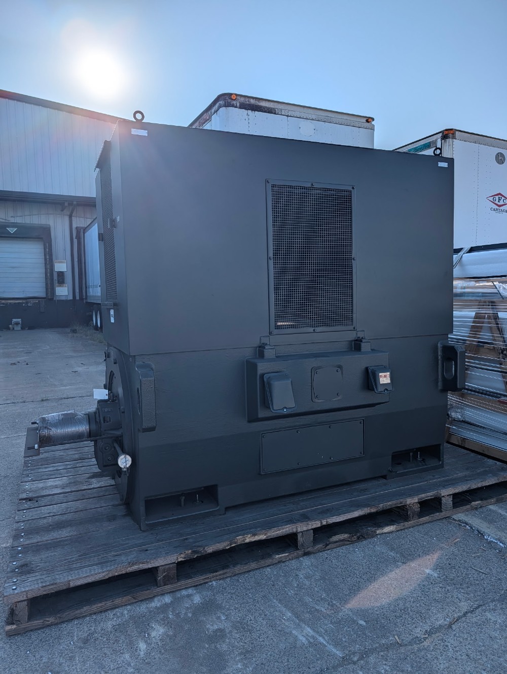 4000 HP 1800 RPM Toshiba, Frame 450-1600MM, weather protected enclosure type 2, RENK sleeve, 4000 Volts, new