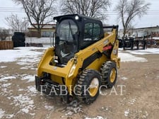 Cat 242D3 C3H2, Skid Steer Loader, 1062 hours, S/N: T8A00699, 2024