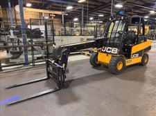 7700 lb. JCB #35D-Teletruk, diesel telescopic forklift, with fork positioners, 173.2" lift height, 195.8"