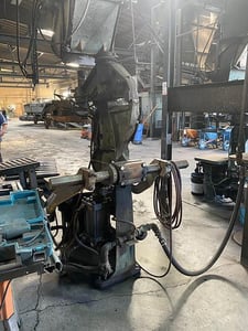 Osborn #3161-Rota-Lift, Ram-Jolt squeeze molding machine, 27.5" x29" table