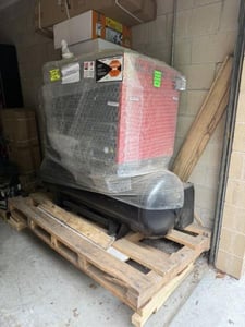 5 HP Mattei #Blade-4-LX-TM-SE, Rotary Vane Compressor, w/Refrigerated Air Dryer, Tank-Mounted, 17 scfm @ 150