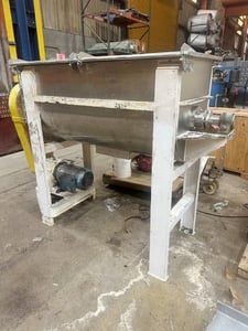 23 cu.ft. Lowe Industries #C25, Stainless Steel Non-Jacketed Ribbon Blender, 28" wide x 66" long through