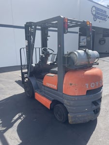 3400 lb. Toyota #42-6FGCU25, Lp Gas Forklift, cushion tires, triple mast, 189" fork height max, 42" L