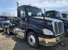 Freightliner #Cascadia-125, 6X4 T/A Day Cab Truck Tractor, Eaton Fuller FRO-16210C 10 Speed Transmission