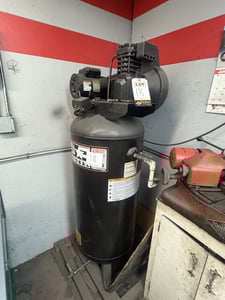 Campbell Hausfeld, 150 gallon air compressor