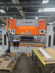 110 Ton, Ermaksan #SpeedBend-Pro, CNC press brake, 4' overall, 10.7" stroke, Wila upper clamp NSCL, Delem