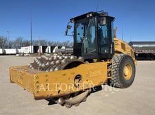 Caterpillar CP74B, Vibratory Single Drum Smooth, 4154 hours, S/N: L7B00124, 2015