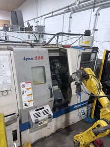 Daewoo Doosan #Lynx-220A, CNC lathe, 20" swing, 3-jaw chuck, 6000 RPM, 20 HP, 12 turret, Fanuc, tailstock
