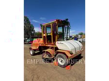 Broce Broom CR350D BR, Road Broom, 3105 hours, S/N: 409801, 2016