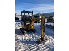Caterpillar 301.8-05, 211 hours, S/N: H8X06321, 2022