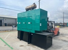 200 KW Cummins, diesel generator set, 277/480 Volts, 3-phase, 506 hours, 364 HP @ 1800 RPM, QSL9-G2 engine