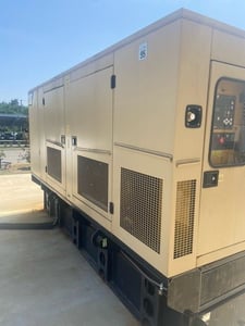 250 KW Caterpillar #C9, Diesel Generator Set, EMCP 3.2 control panel, 1800 RPM, 480 Volt, 3PH, 595 hours, 2007