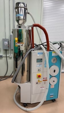 47 cfm, Matsui #MJ3-75U, Dryer w/hopper & loader on cart, 70 psi