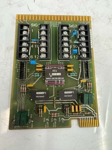 Giddings & Lewis and Lewis Linear Isolator Circuit Board 501-04172-00 / 502-03326-00 m00555