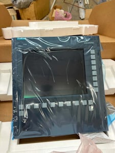 Siemens HMI 6FC5203-0AF04-0AA0 24V DC