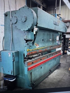 90 ton, Wysong #90-10, press brake, 12'  OA, 10' between housing, 3" stroke, 4" adj., 12" daylight, 5 HP