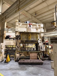 400 Ton, Minster HeviStamper #E2-400, straight side double crank press, 12" stroke, 32" Shut Height, 6" adj.