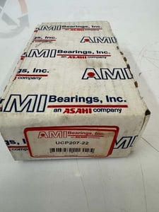 AMI Bearings UCP207-22 Pillow Block Bearing, 1-3/8 in Bore (35mm), 22 Series - New m00155