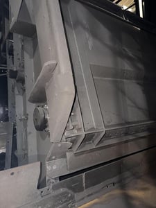 34 cu.ft. Wheelabrator #34-Super-III, Tumble Blast Machine, (2) 40 HP blast wheels, loader & shaker unloader