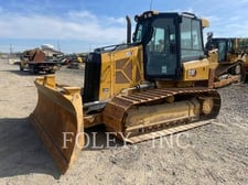 Caterpillar D3-12LGP, 7628 hours, S/N: XKY00462, 2021