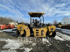 Caterpillar CB10-02, 750 hours, S/N: L9R00341, 2022