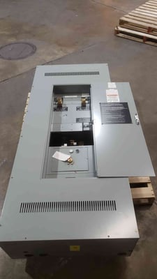 250 Amp. General Electric Spectra #SFHA36AT0250, Panelboard, (3) Breakers, 3 Phase, 480 Volts