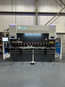 150 Ton x 10' Accurl #Geniuspro, Hydraulic Press Brake, 126" between housing, crowning, tooling, Delem DA58T