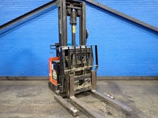 Prime-Mover, Electric Pallet Jack, 4" x 42" Forks, 24 V.