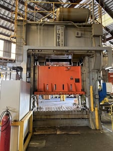 800 Ton, Minster #E2-800-108-60 Heavi-stamper, straight side double crank press, 16" stroke, 44" Shut Height