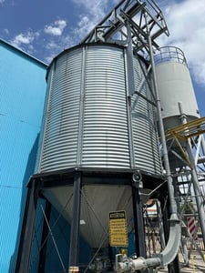 VetterTec, Carbon Steel Grain Silo, cone bottom, leg supports
