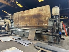 600 Ton Pacific #K600-26, hydraulic press brake, 26' overall, 24' 2" between housings, 1990