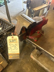 Columbian Heavy Duty Vise