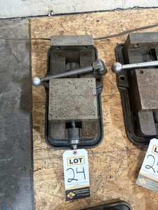 6" Kurt, heavy duty vise