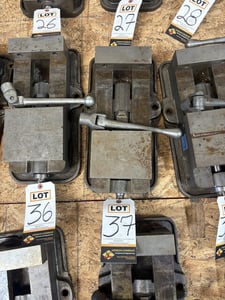 6" Kurt, heavy duty vise