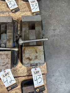 6" Kurt, heavy duty vise