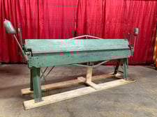 18 gauge x 8' Chicago #818, floor model hand brake