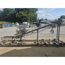 8" wide x 33" long, Incline Belt Conveyor w/ bag flattening