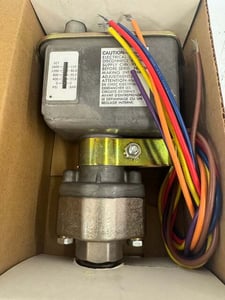 Barksdale Pressure Actuated Switch C9622-2 1/4 in. NPT Female 7000 PSI Proof Pressure m00383