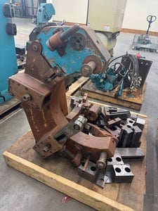 Lathe Steady Rest with Tooling Lot