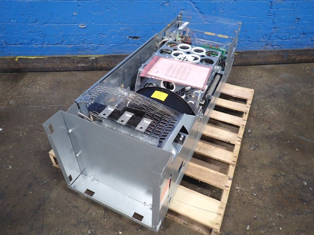 Siemens #6SE7032-1EG60-Z, AC Drive