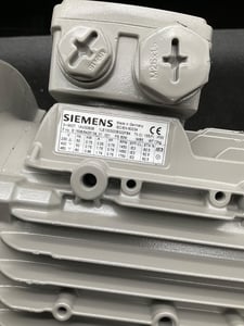 0.75KW HP 1450Siemens RPM #1LE1003-0DB32-2FB4, IEC MOTOR 0.75KW 1450B5 IP55, NEW