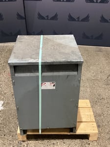 45 KVA Square D #45T32H, 45T3H DRY TYPE TRANSFORMER 3PH 480V - 208Y/120V