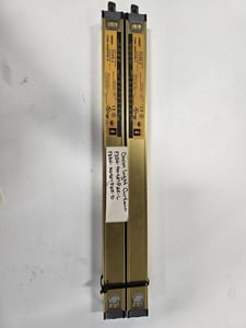 Omron #F3SN-A0427P25-L/F3SN-A0427P25-D, LIGHT CURTAIN SET DAMAGED CONNECTORS, Damaged