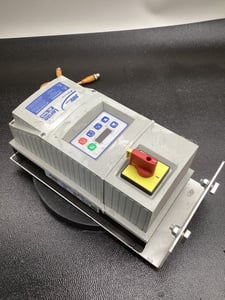 0.5HP Lenze #ESV371N04TMC, SMVector VFD 0.5HP 480V NEMA 4X
